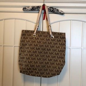 Michael Kors tote